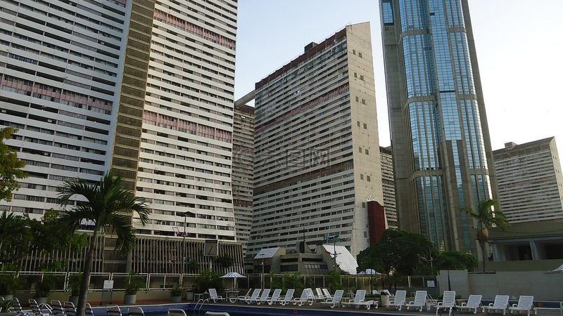 在成都周边寻找适合亲子游的线路时，家长需要综合考虑以下要点：